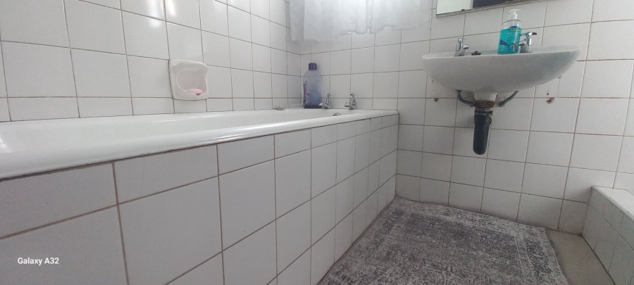 2 Bedroom Property for Sale in Chiselhurst Eastern Cape